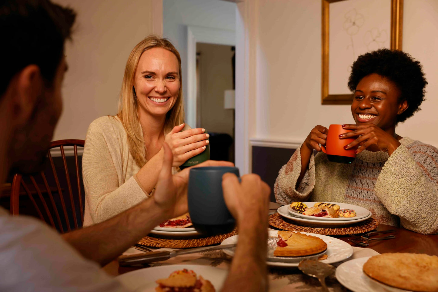 Nextmug - Temperature-Controlled, Self-Heating Coffee Mug (Black - 415 mL)